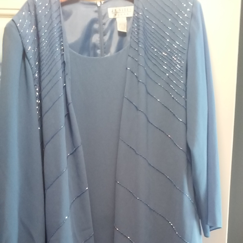 COPY - J. R. NITES Evening or Wedding Attire Blue 24W